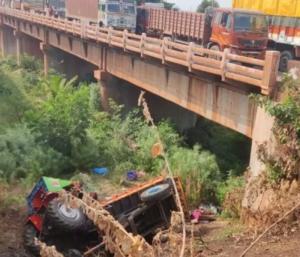 6 killed as tractor falls off Tungabhadra bridge | ಕೊಪ್ಪಳ ತುಂಗಭದ್ರಾ...