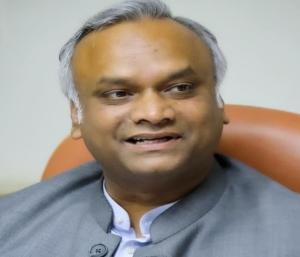 ಮಂತ್ರಿ ಮೆಟ್ರೋ ಹತ್ತೋದು, ಮತ್ತೊಬ್ಬ ಬೈಕ್ ಹತ್ತೋದು ಬಿಜೆಪಿಯವರ ಒಂದು ದಿನದ ನಾಟಕ: ಪ್ರಿಯಾಂಕ್ ಖರ್ಗೆ|Speed News Kannada
