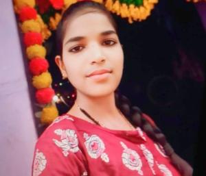ಹಗರಿಬೊಮ್ಮನಹಳ್ಳಿ ಬಳಿ ಹೊಸಪೇಟೆ ತಾಂಡಾದ ಯುವತಿ ಪ್ರಿಯಾಂಕಾ ಅನುಮಾನಸ್ಪದ ಸಾವು | Speed News Kannada