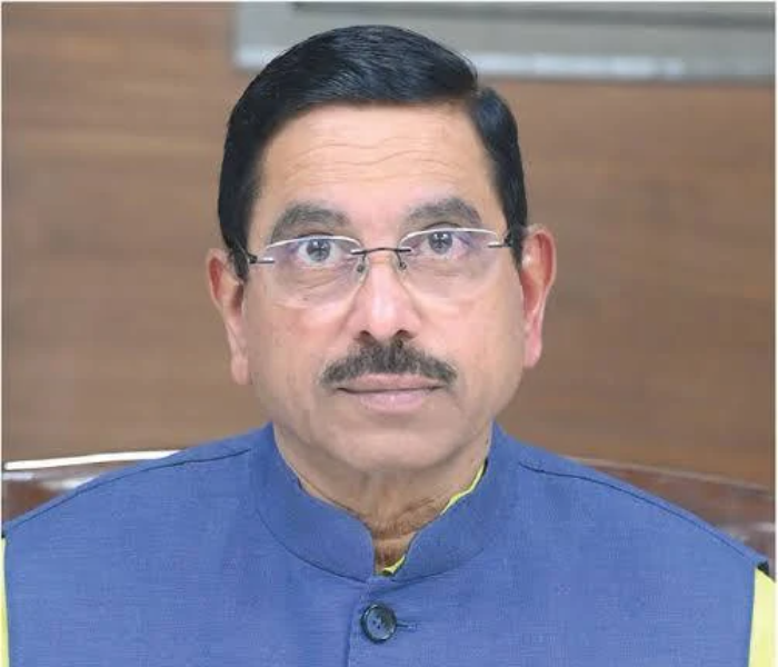 ಯುಪಿಎಸ್‌ಸಿ ಸುಳ್ಳು ಜಾಹೀರಾತು: ಕೋಚಿಂಗ್ ಸೆಂಟರ್ ಗಳಿಗೆ ದಂಡ: ಸಚಿವ ಪ್ರಲ್ಹಾದ ಜೋಶಿ| Speed News Kannada