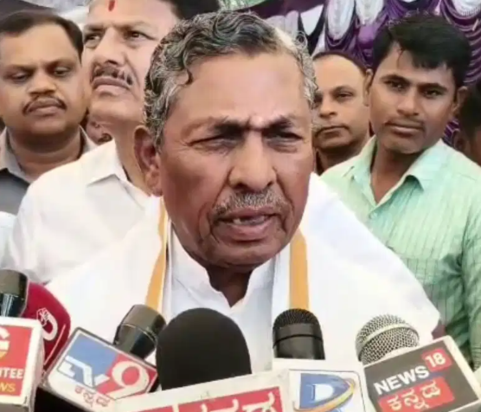 ರಾಜೀನಾಮೆ ನಿರ್ಧಾರದಿಂದ ಹಿಂದೆ ಸರಿದ ಕೆ ಎಚ್‌ ಮುನಿಯಪ್ಪ: ಕಾರಣ ಏನು?|Speed News Kannada