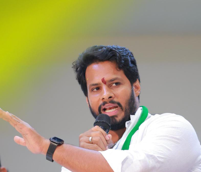NIKHIL KUMARASWAMY | ಪ್ರದೀಪ್ ಈಶ್ವರ್ ಕಾರಿಗೆ ಚಪ್ಪಲಿ ಎಸೆದ ಪ್ರಕರಣ- ಜೆಡಿಎಸ್ ಕಾರ್ಯಕರ್ತನ ಬಂಧನಕ್ಕೆ ನಿಖಿಲ್ ಆಕ್ರೋಶ | SNK