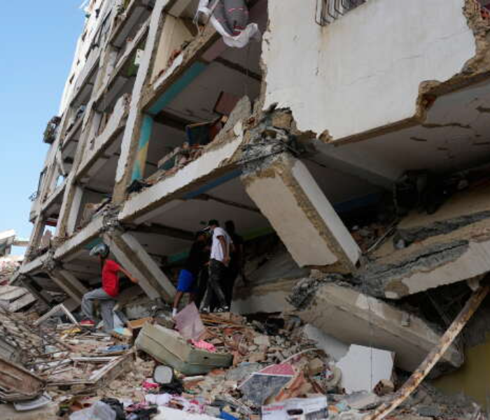 Venezuela Earthquake | ಮಗಳಿಗಾಗಿ ತಾಯಿ ಪ್ರಾಣತ್ಯಾಗ ಫುಟ್ ಬಾಲ್ ಆಟಗಾರ ಲೂಕಾಸ್ ಟ್ರೆಜೊ ಕುಟುಂಬದ ಪವಾಡದ ನಿರೀಕ್ಷೆ ದುರಂತದಲ್ಲ | SNK