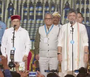 ಸಿಎಂ ಡಿಕೆ ಶಿವಕುಮಾರ್‌, ಡಿಸಿಎಂ ಪರಮೇಶ್ವರ್‌ ಪ್ರಮಾಣ ವಚನ ಸ್ವೀಕಾರ; ಉಳಿದವರು...