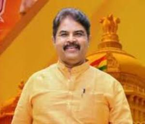 ನಿಮ್ಮ ಆದ್ಯತೆಗಳು ನಿಮ್ಮನ್ನು ಬೆತ್ತಲೆ ಮಾಡಿವೆ; ಸಿಎಂ ಶಿವಕುಮಾರ್‌ ವಿರುದ್ಧ ಆ...