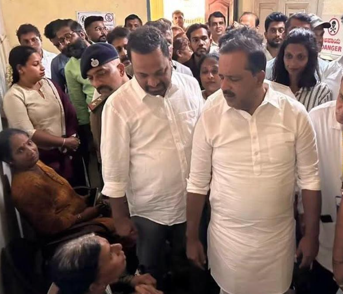 Minister of Health U T Khader | ಉಡುಪಿ ಜಿಲ್ಲಾಸ್ಪತ್ರೆಗೆ ಸಚಿವ ಯು ಟಿ ಖಾದರ್ ದಿಢೀರ್ ಭೇಟಿ | SNK